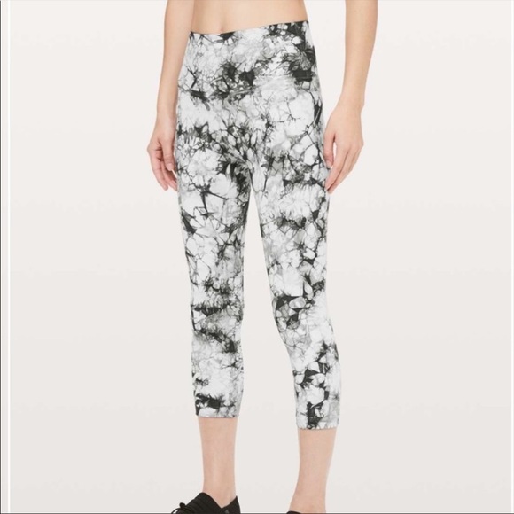 Lululemon Wunder Under Shibori Tie Dye Marble Print High Rose Cropped Leggings - Picture 1 of 7